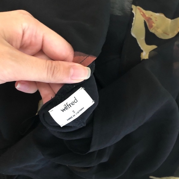 Wilfred Bodysuit (black floral) - Picture 4 of 5